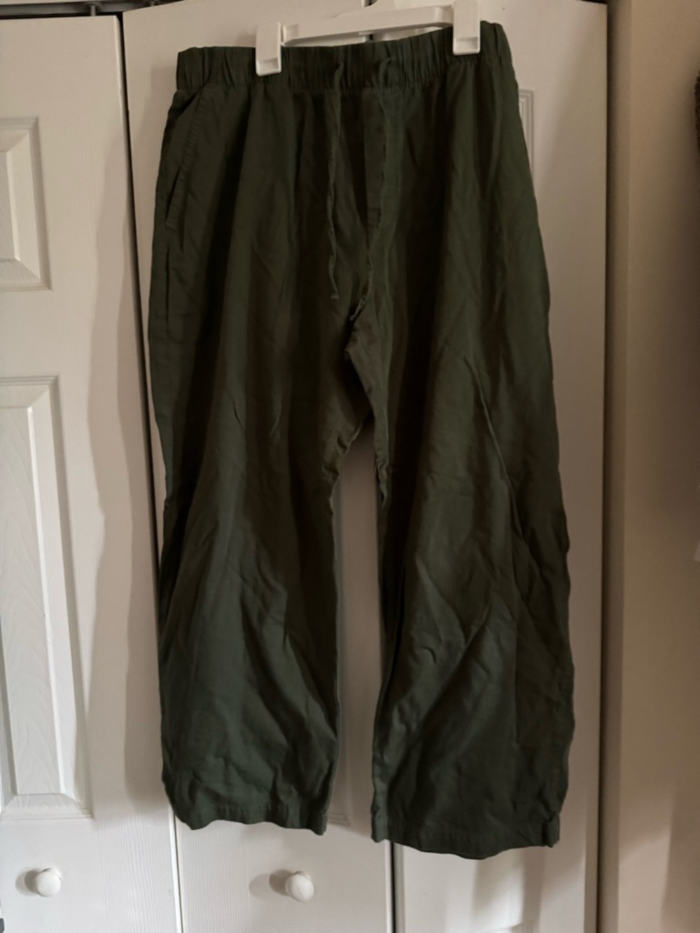 GAP Olive Green Wide-Leg Capris
